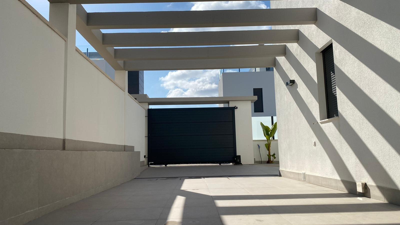 3 Bed, 2 Bath, HouseFor Sale, Torrevieja, Alicante