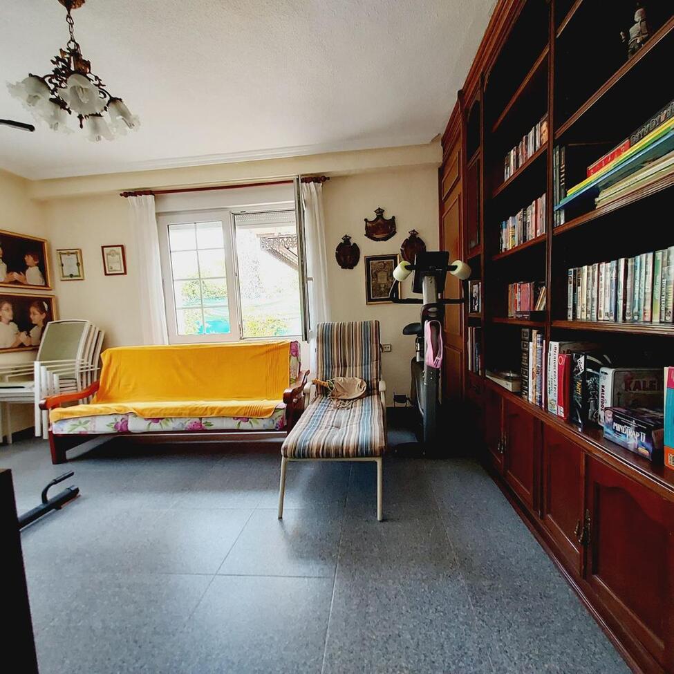 7 Bed, 3 Bath, HouseFor Sale, Orihuela Costa, Alicante