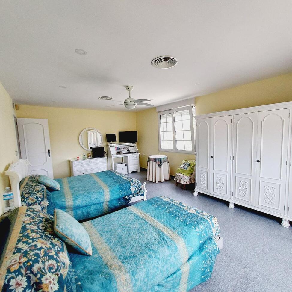 7 Bed, 3 Bath, HouseFor Sale, Orihuela Costa, Alicante