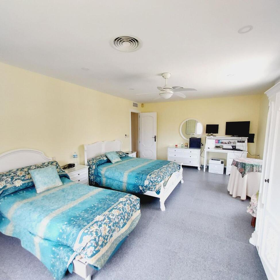 7 Bed, 3 Bath, HouseFor Sale, Orihuela Costa, Alicante