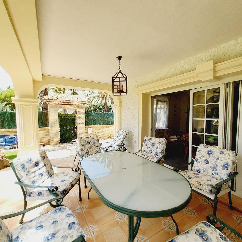 7 Bed, 3 Bath, HouseFor Sale, Orihuela Costa, Alicante