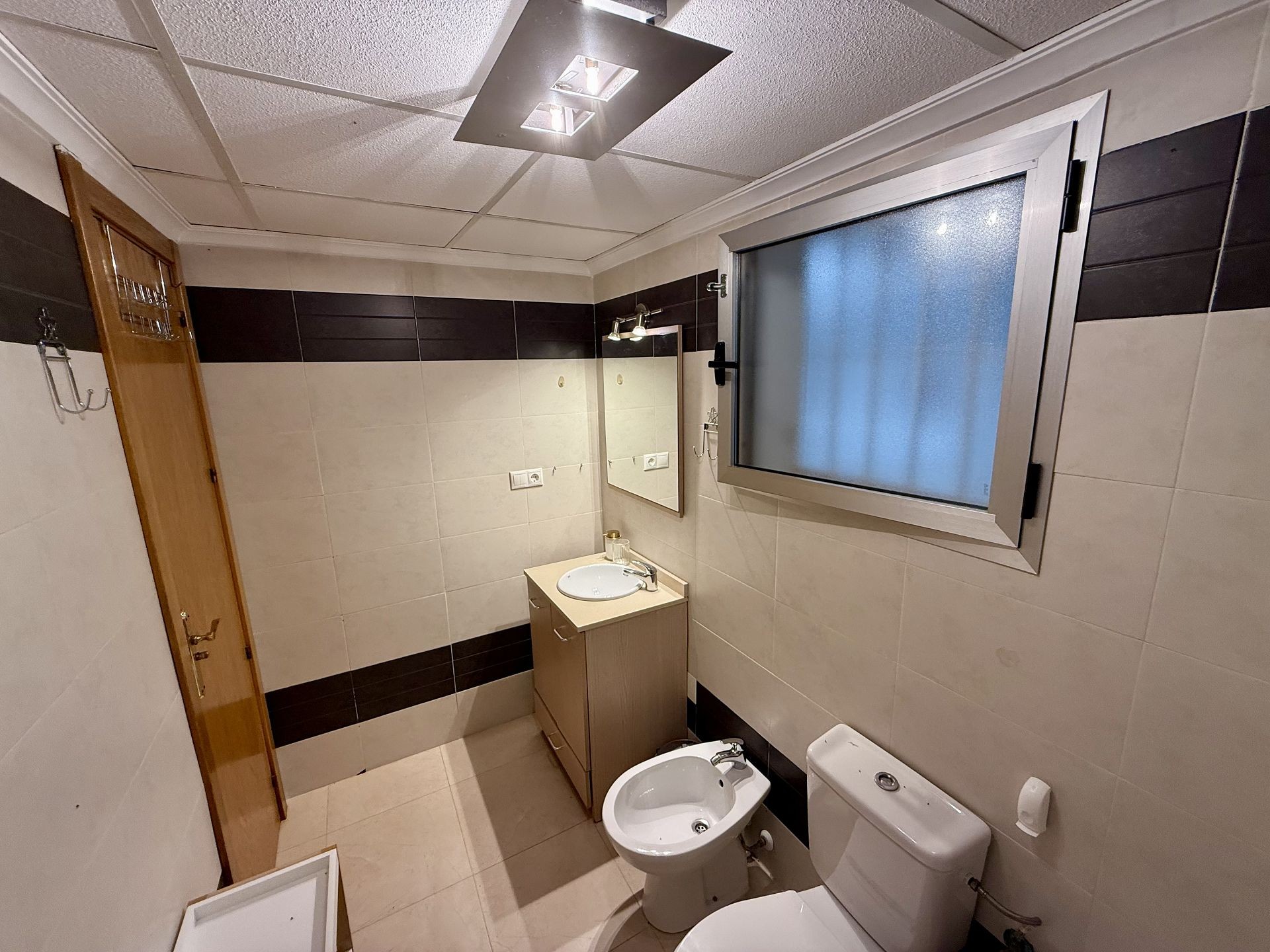 2 Bed, 1 Bath, ApartmentFor Sale, Torrevieja, Alicante