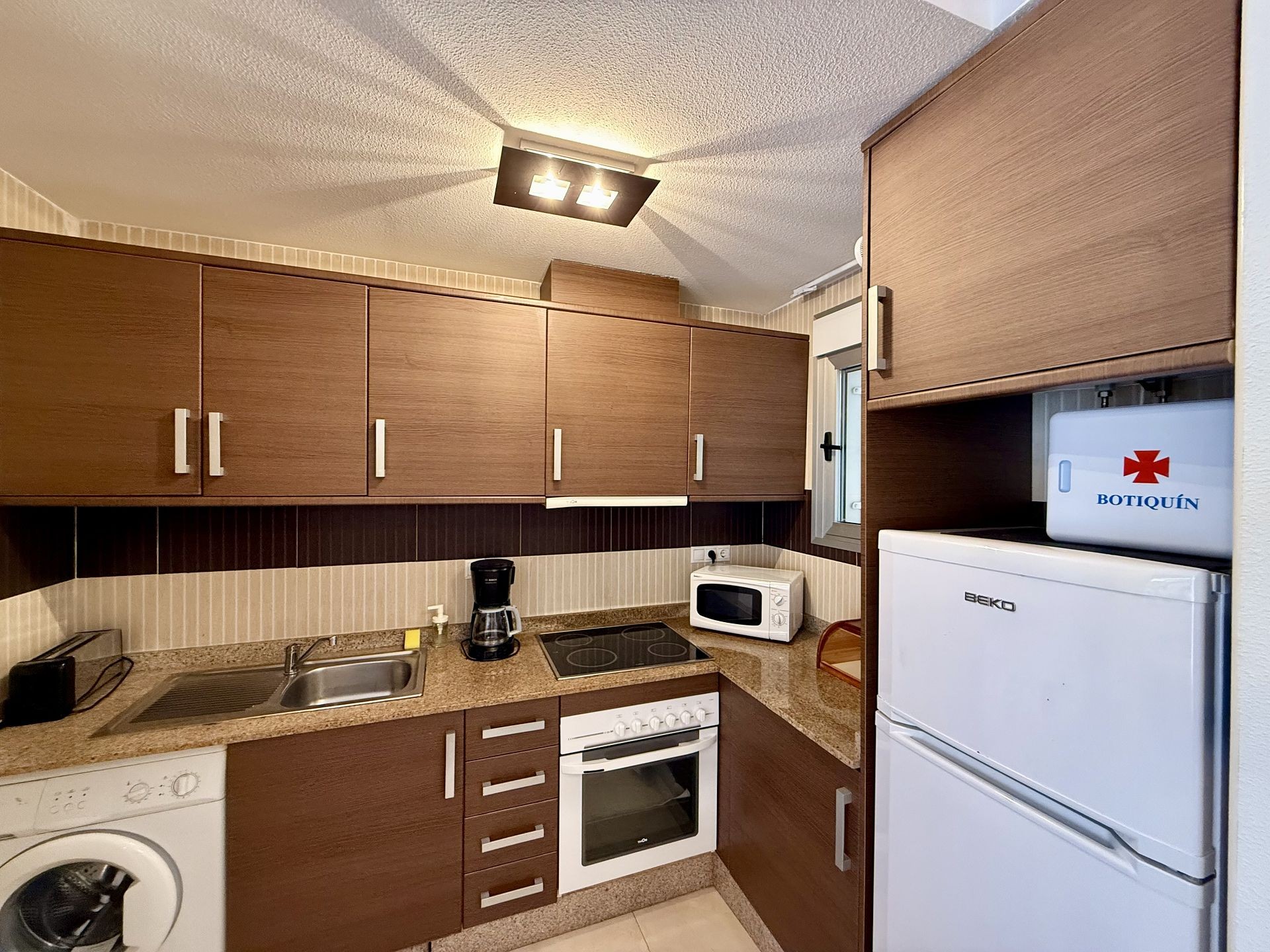 2 Bed, 1 Bath, ApartmentFor Sale, Torrevieja, Alicante