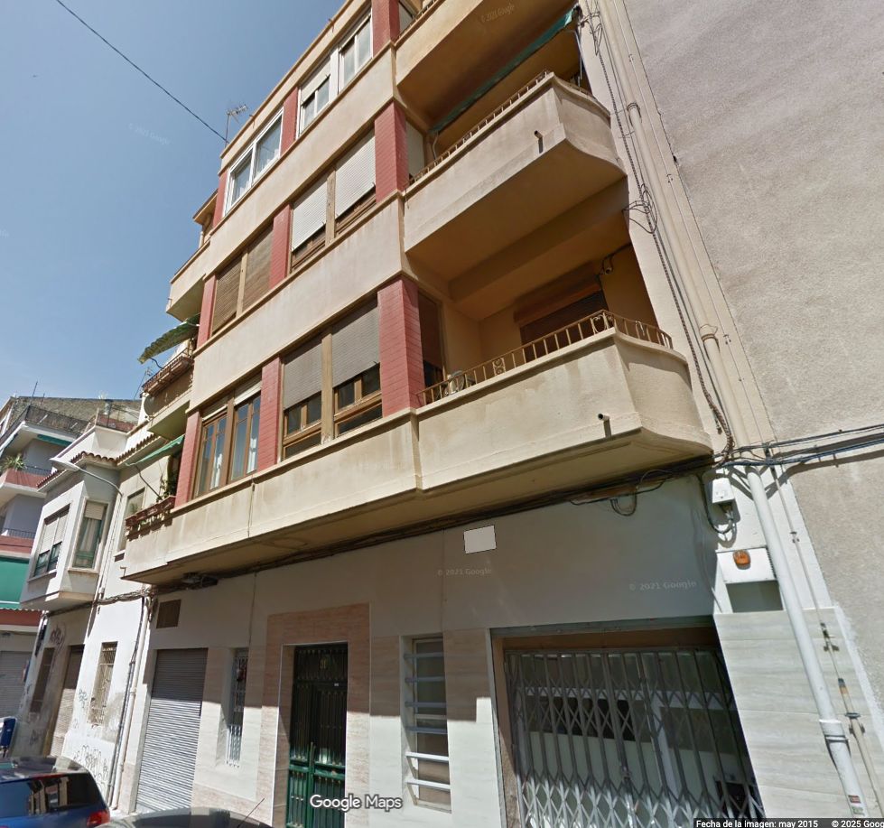 4 Bed, 1 Bath, ApartmentFor Sale, Alicante, Alicante 4 Bed, 1 Bath, ApartmentFor Sale, Alicante, Alicante