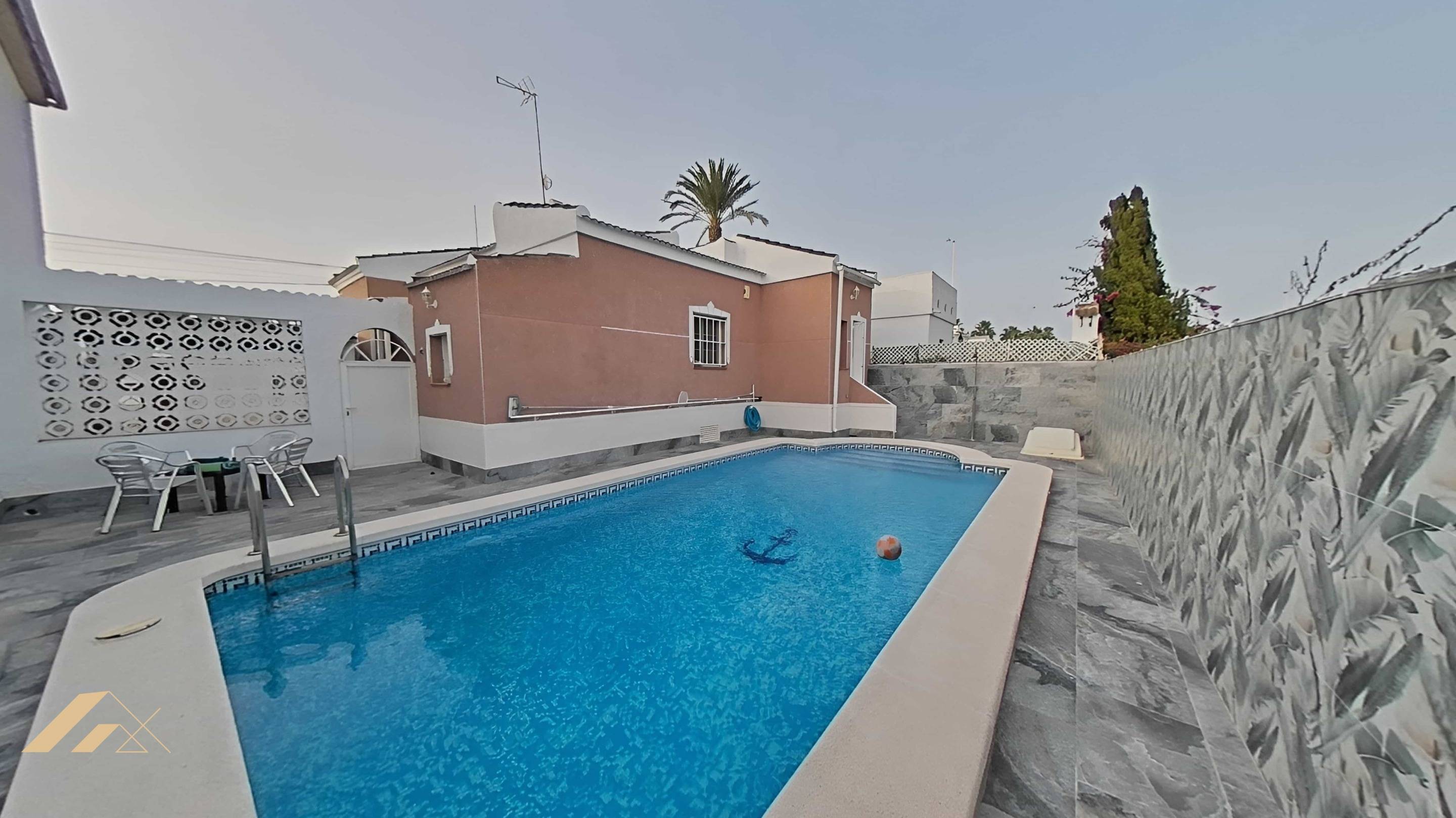 3 Bed, 2 Bath, HouseFor Sale, Torrevieja, Alicante