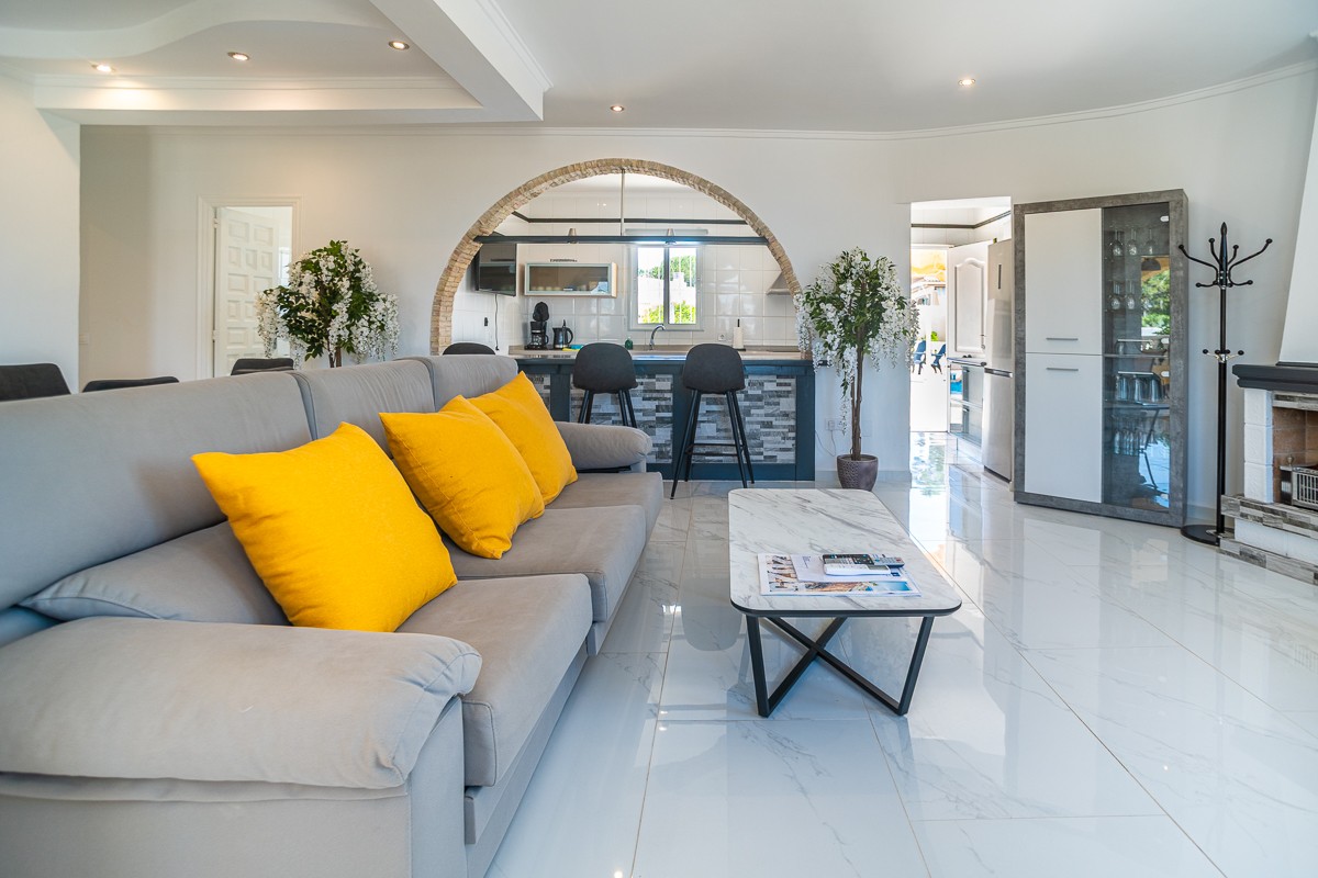 3 Bed, 3 Bath, HouseFor Sale, Torrevieja, Alicante