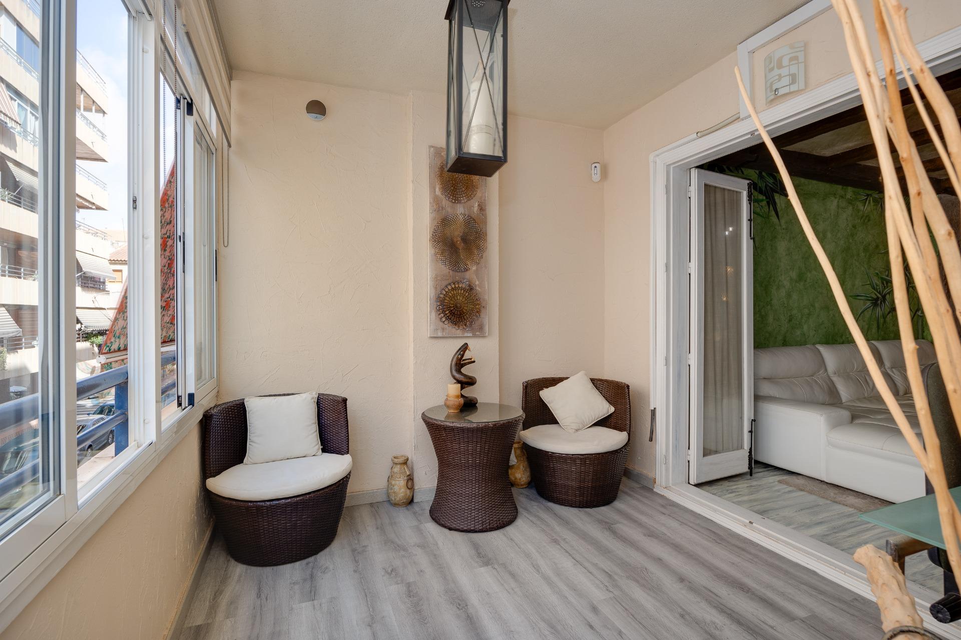 3 Bed, 2 Bath, ApartmentFor Sale, Torrevieja, Alicante