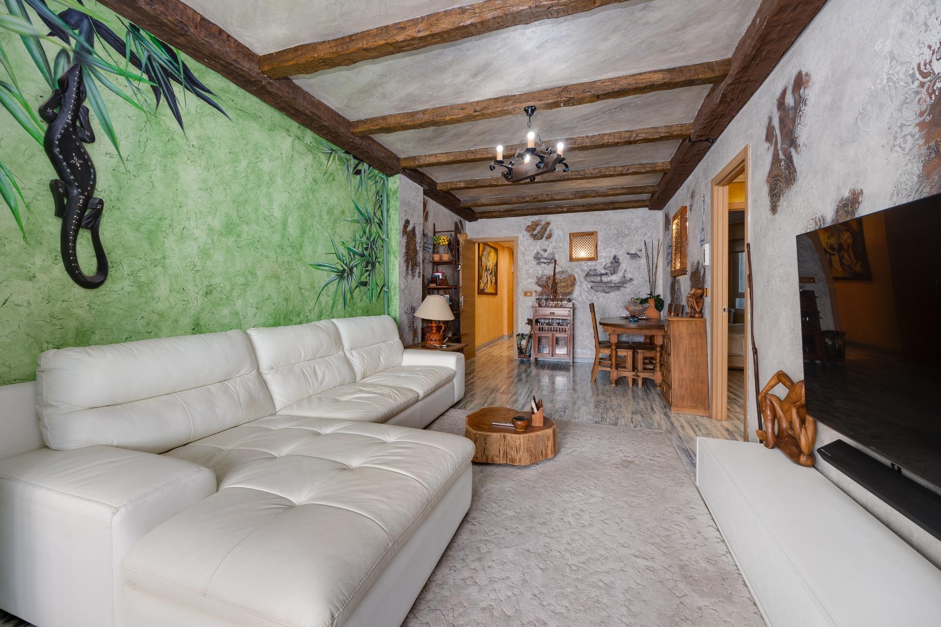 3 Bed, 2 Bath, ApartmentFor Sale, Torrevieja, Alicante