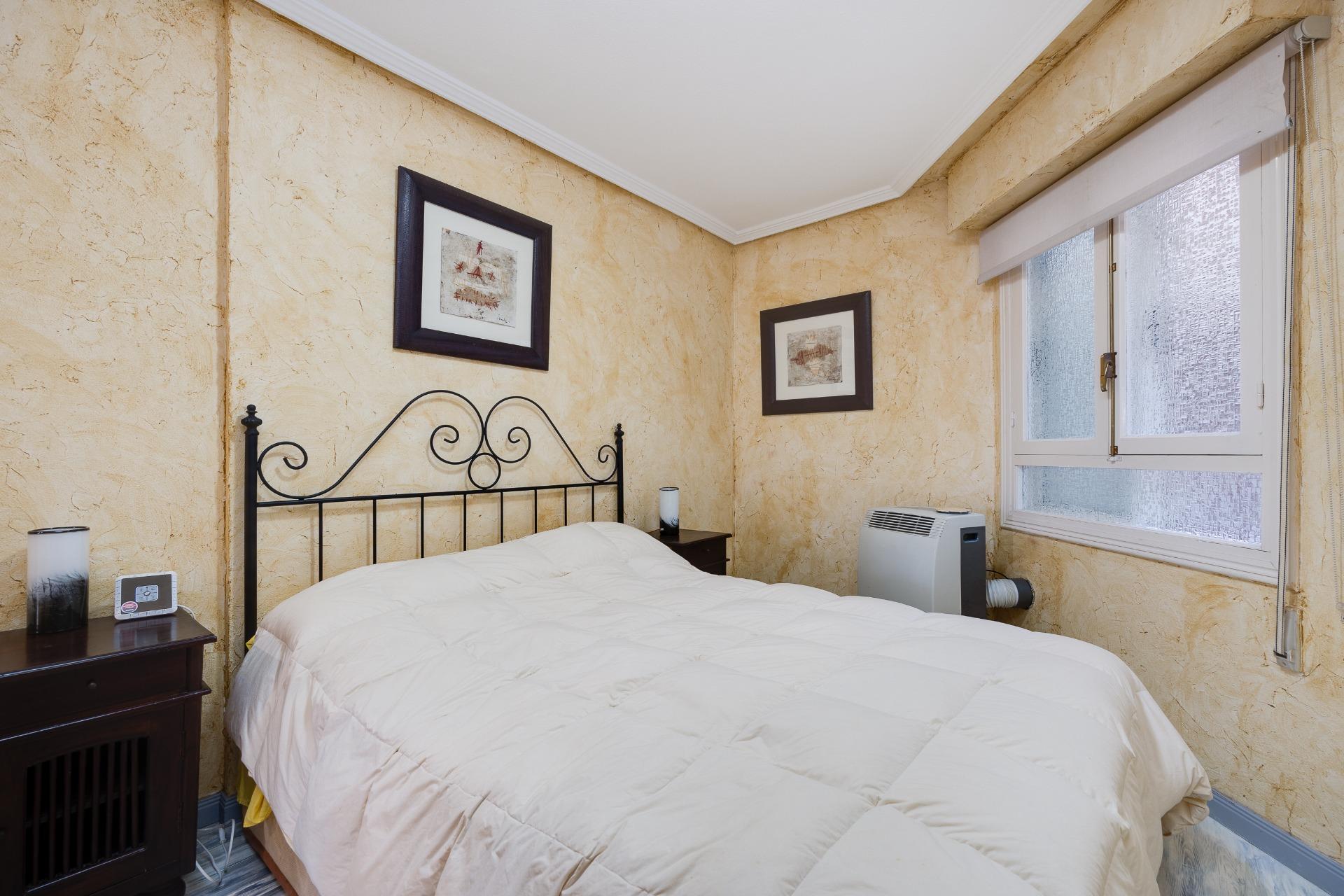 3 Bed, 2 Bath, ApartmentFor Sale, Torrevieja, Alicante