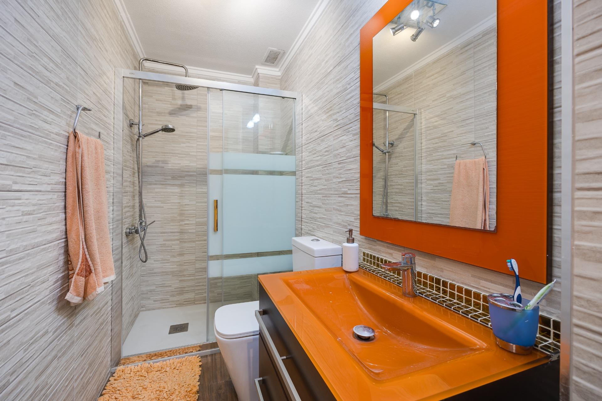 3 Bed, 2 Bath, ApartmentFor Sale, Torrevieja, Alicante