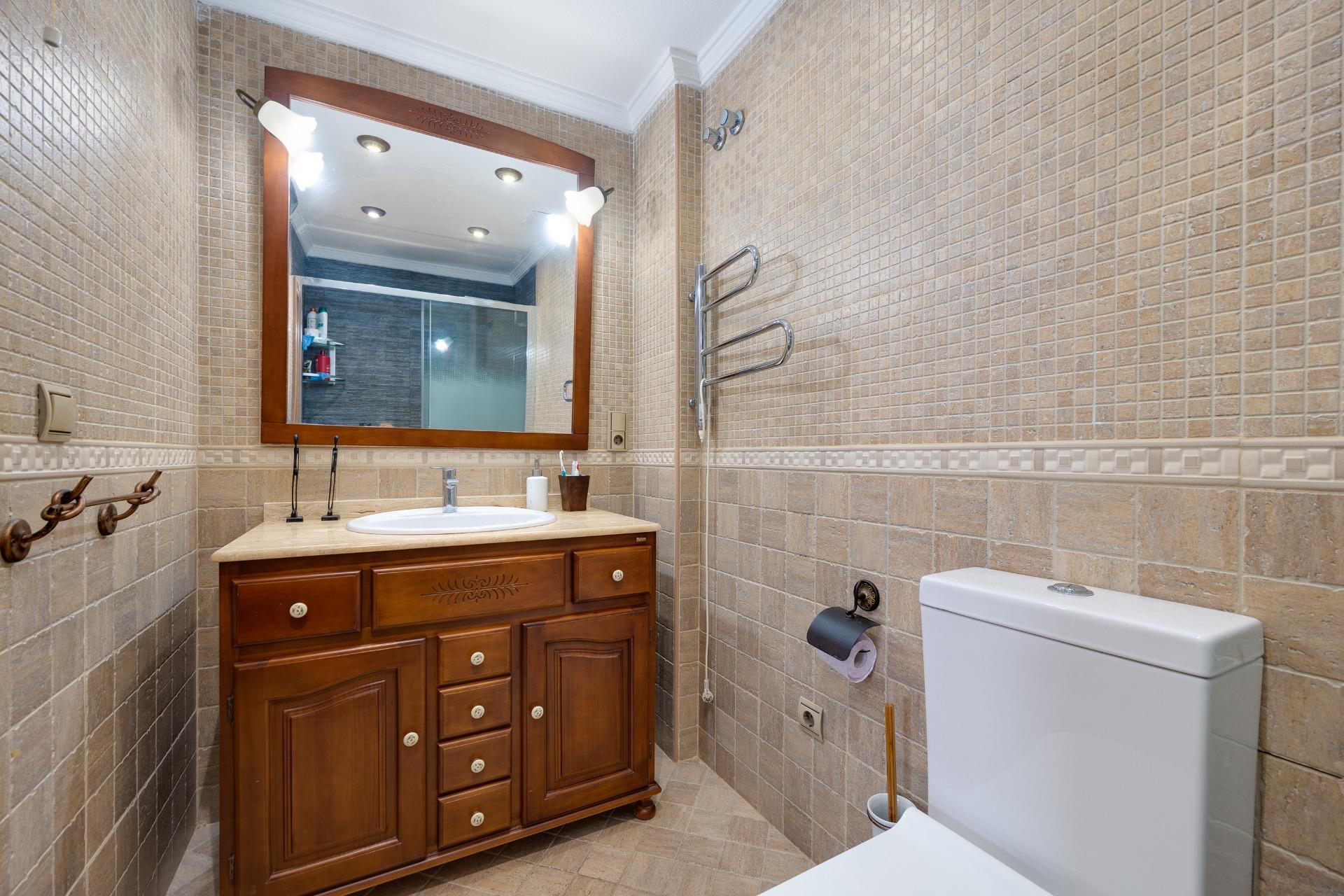 3 Bed, 2 Bath, ApartmentFor Sale, Torrevieja, Alicante