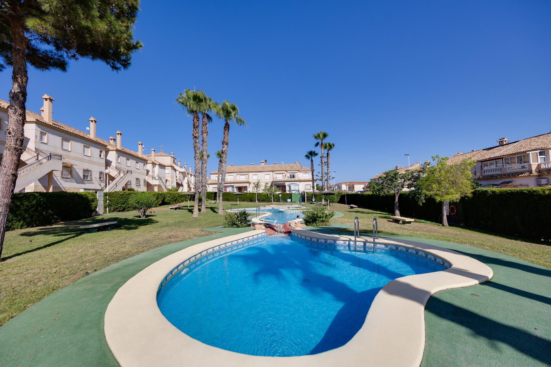 2 Bed, 1 Bath, HouseFor Sale, Torrevieja, Alicante