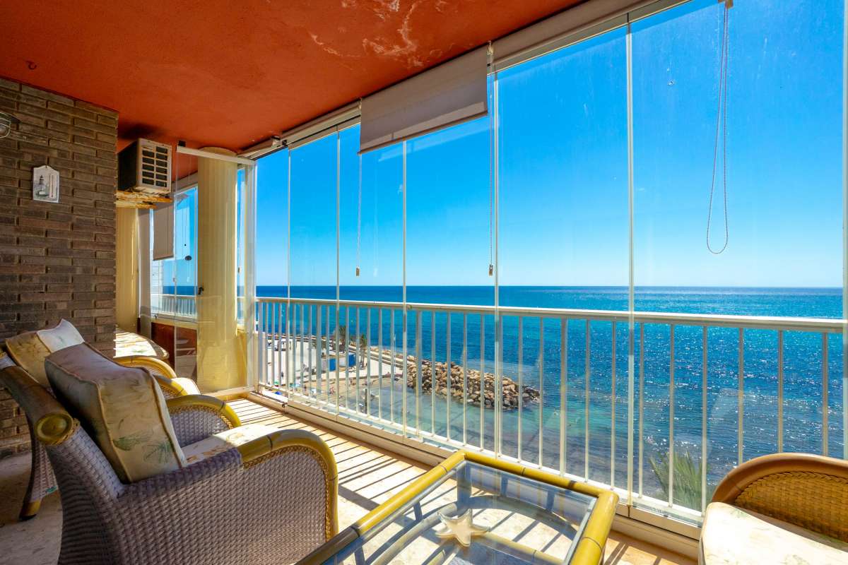 3 Bed, 2 Bath, ApartmentFor Sale, Torrevieja, Alicante