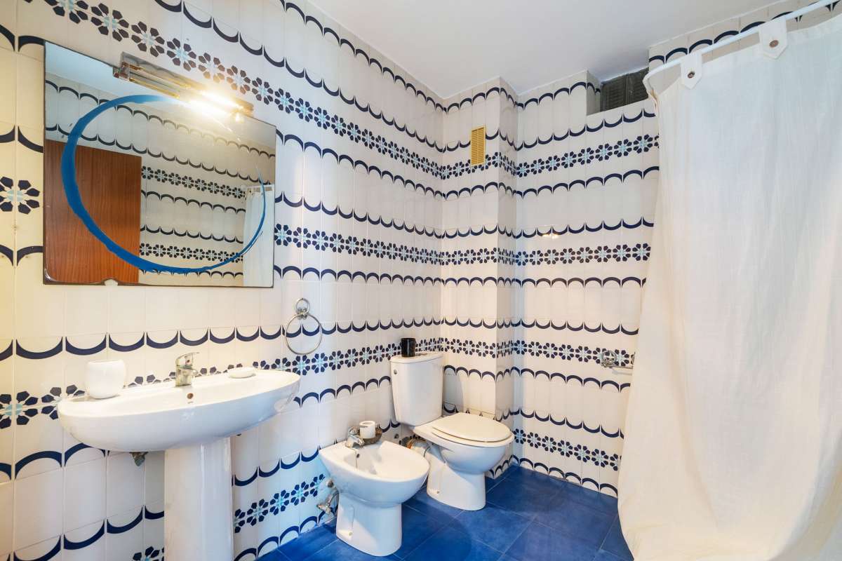 3 Bed, 2 Bath, ApartmentFor Sale, Torrevieja, Alicante