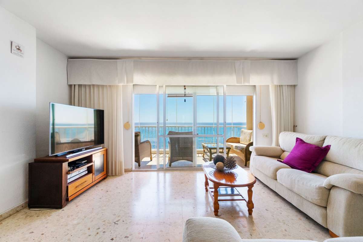 3 Bed, 2 Bath, ApartmentFor Sale, Torrevieja, Alicante