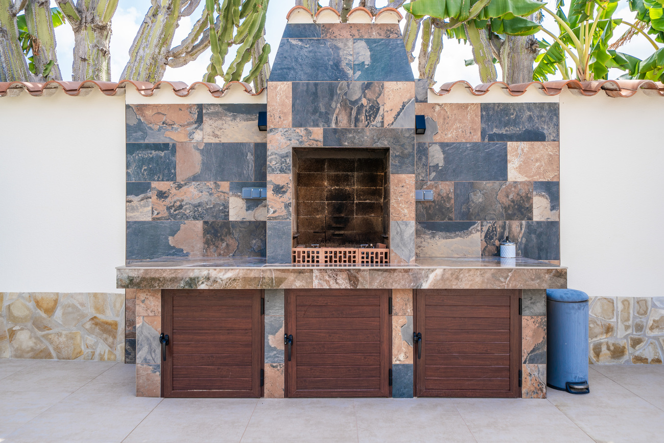 4 Bed, 3 Bath, HouseFor Sale, Torrevieja, Alicante