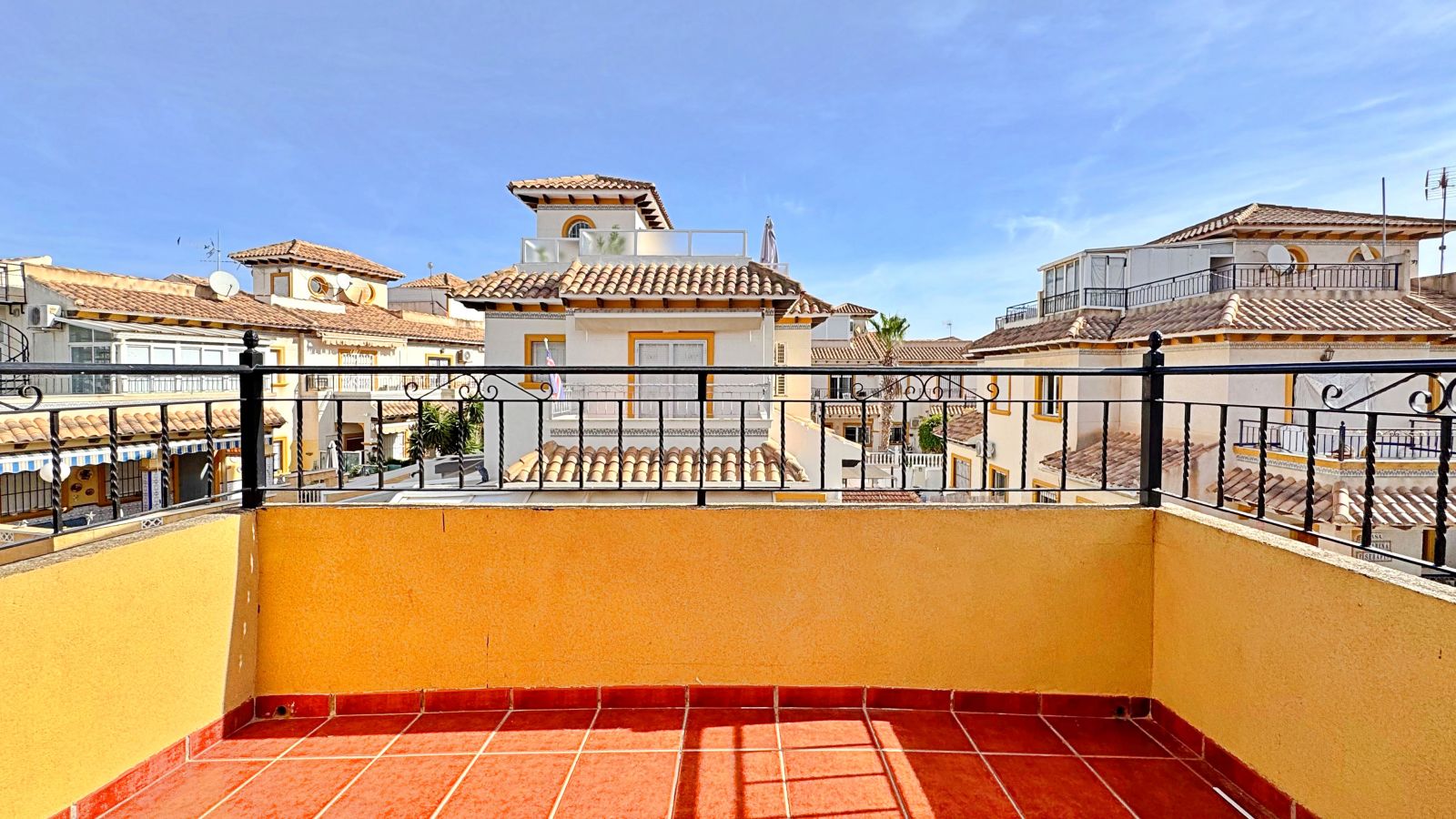 2 Bed, 2 Bath, HouseFor Sale, Orihuela Costa, Alicante