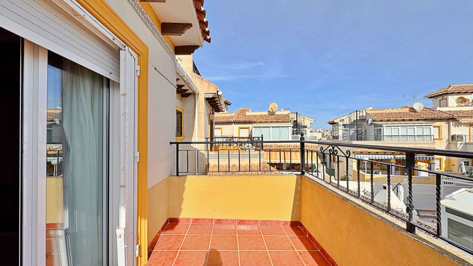 2 Bed, 2 Bath, HouseFor Sale, Orihuela Costa, Alicante