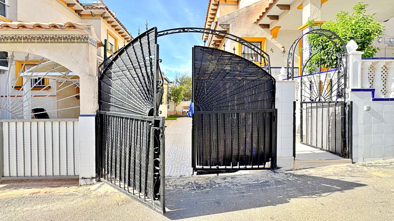 2 Bed, 2 Bath, HouseFor Sale, Orihuela Costa, Alicante