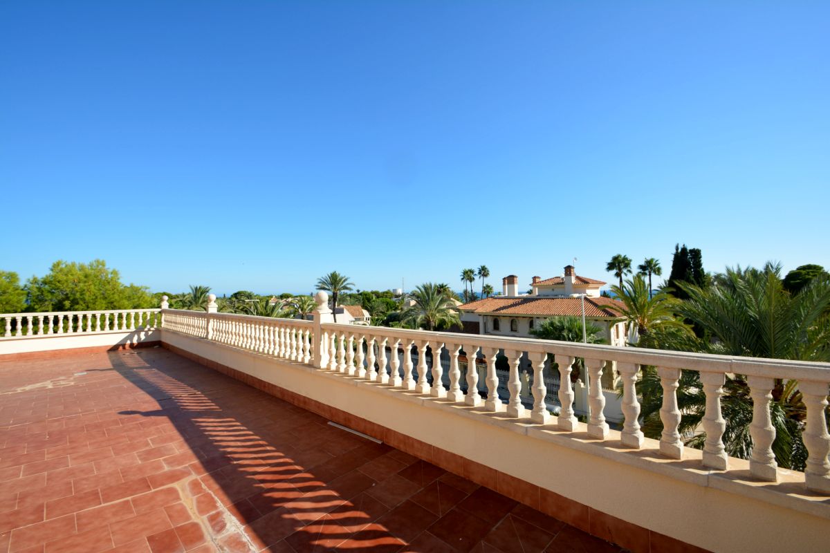9 Bed, 6 Bath, HouseFor Sale, Orihuela Costa, Alicante