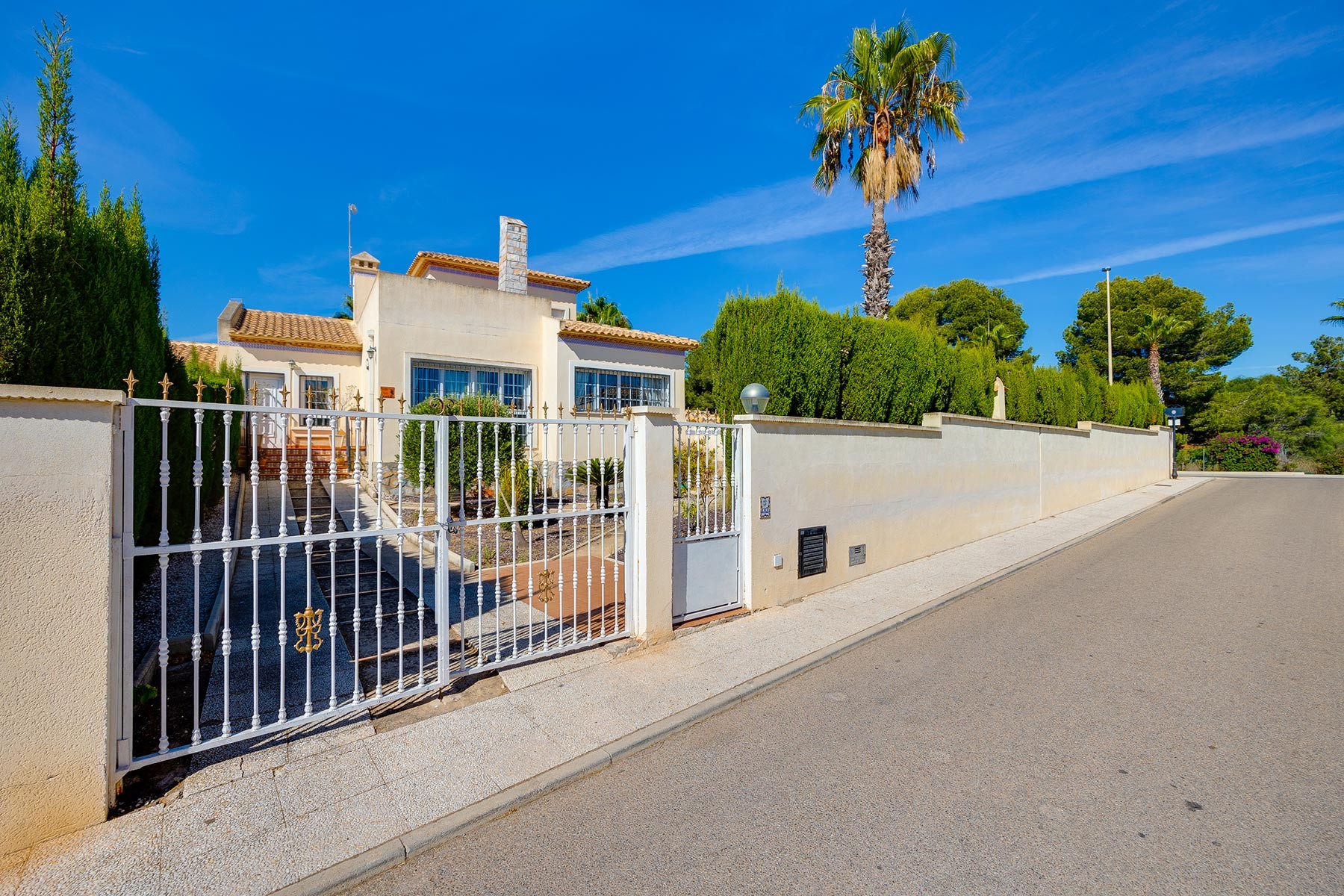 3 Bed, 1 Bath, HouseFor Sale, Orihuela Costa, Alicante