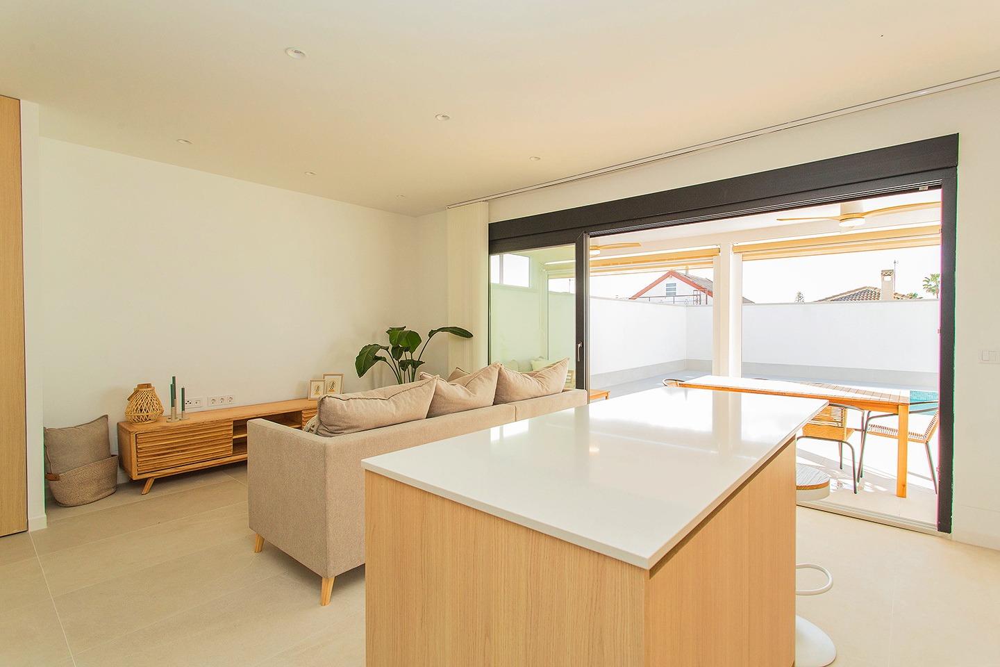 2 Bed, 2 Bath, HouseFor Sale, Torrevieja, Alicante