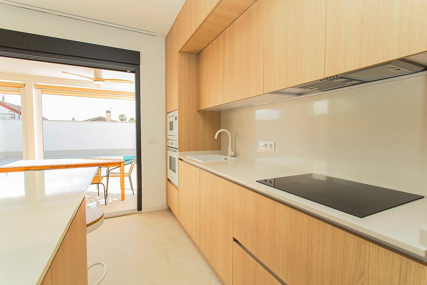 2 Bed, 2 Bath, HouseFor Sale, Torrevieja, Alicante