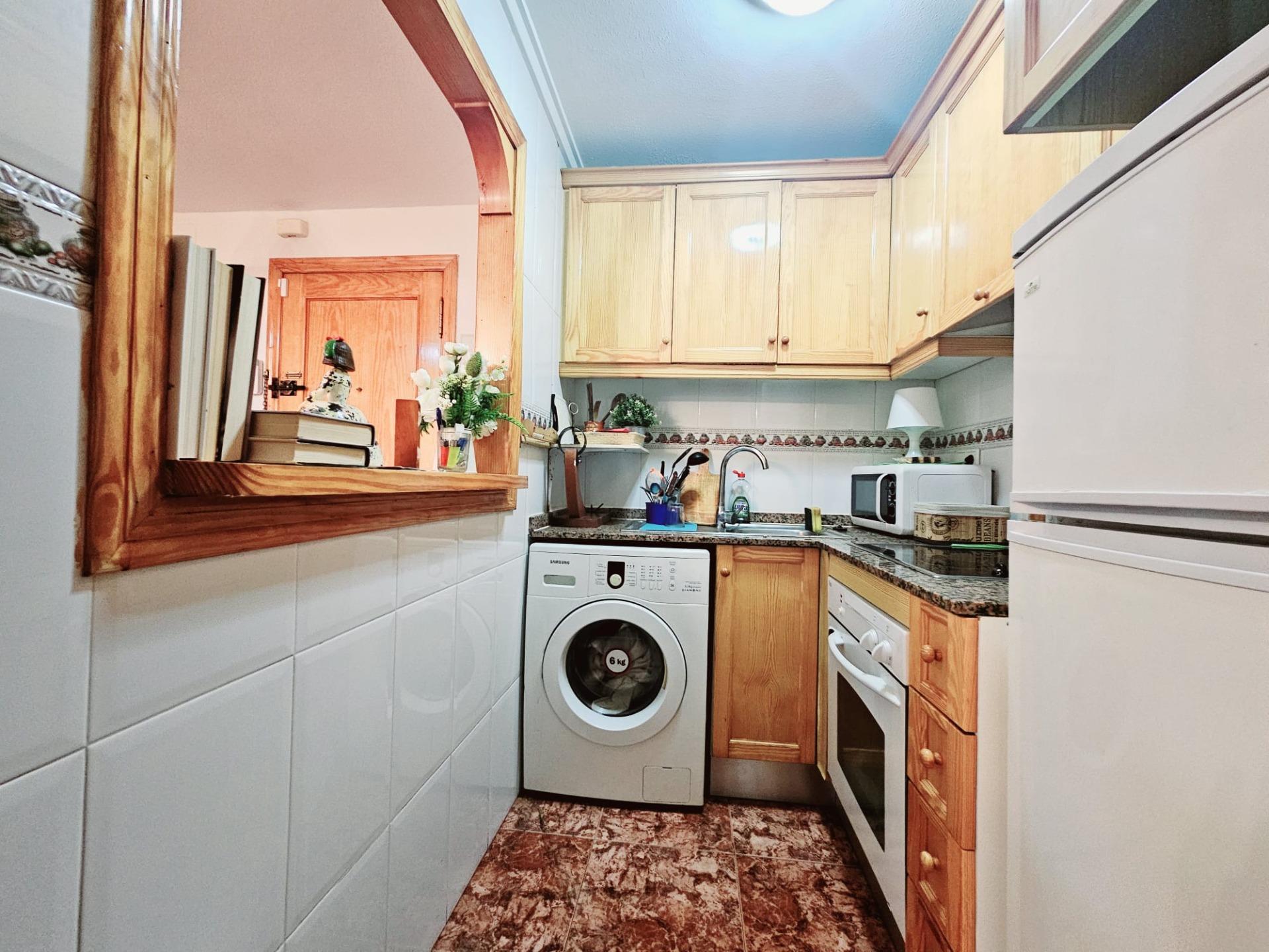 1 Bed, 1 Bath, ApartmentFor Sale, Torrevieja, Alicante