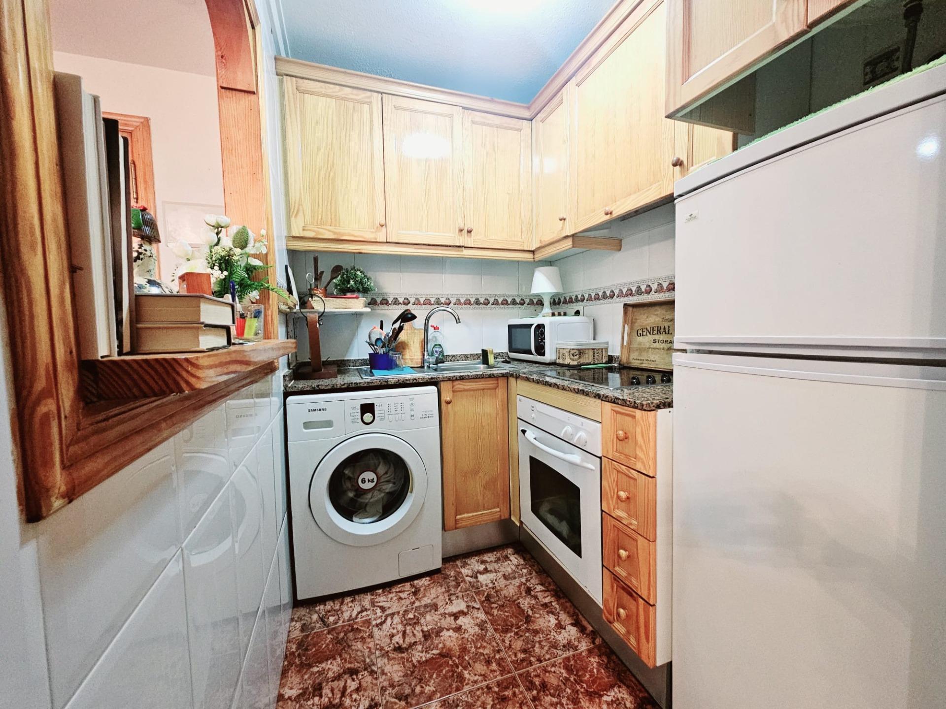 1 Bed, 1 Bath, ApartmentFor Sale, Torrevieja, Alicante