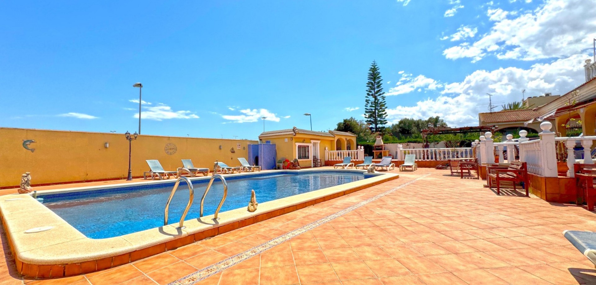 6 Bed, 6 Bath, HouseFor Sale, Torrevieja, Alicante