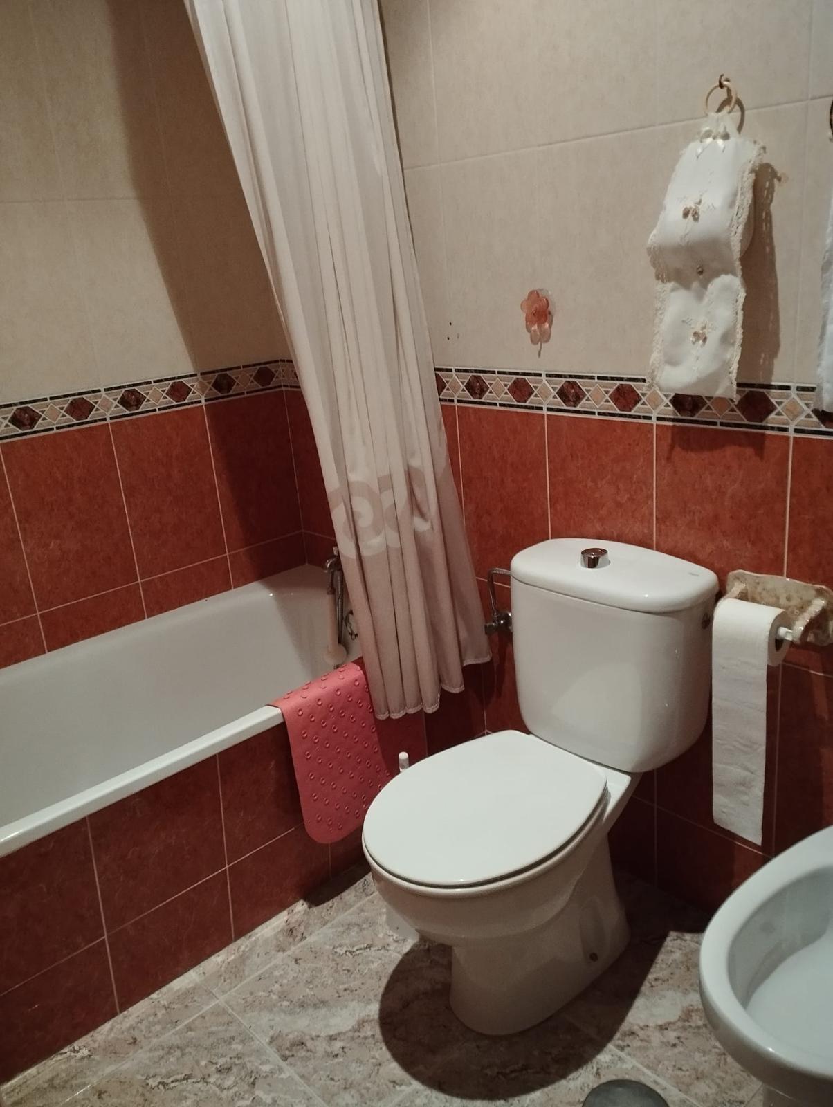 3 Bed, 2 Bath, ApartmentFor Sale, Torrevieja, Alicante