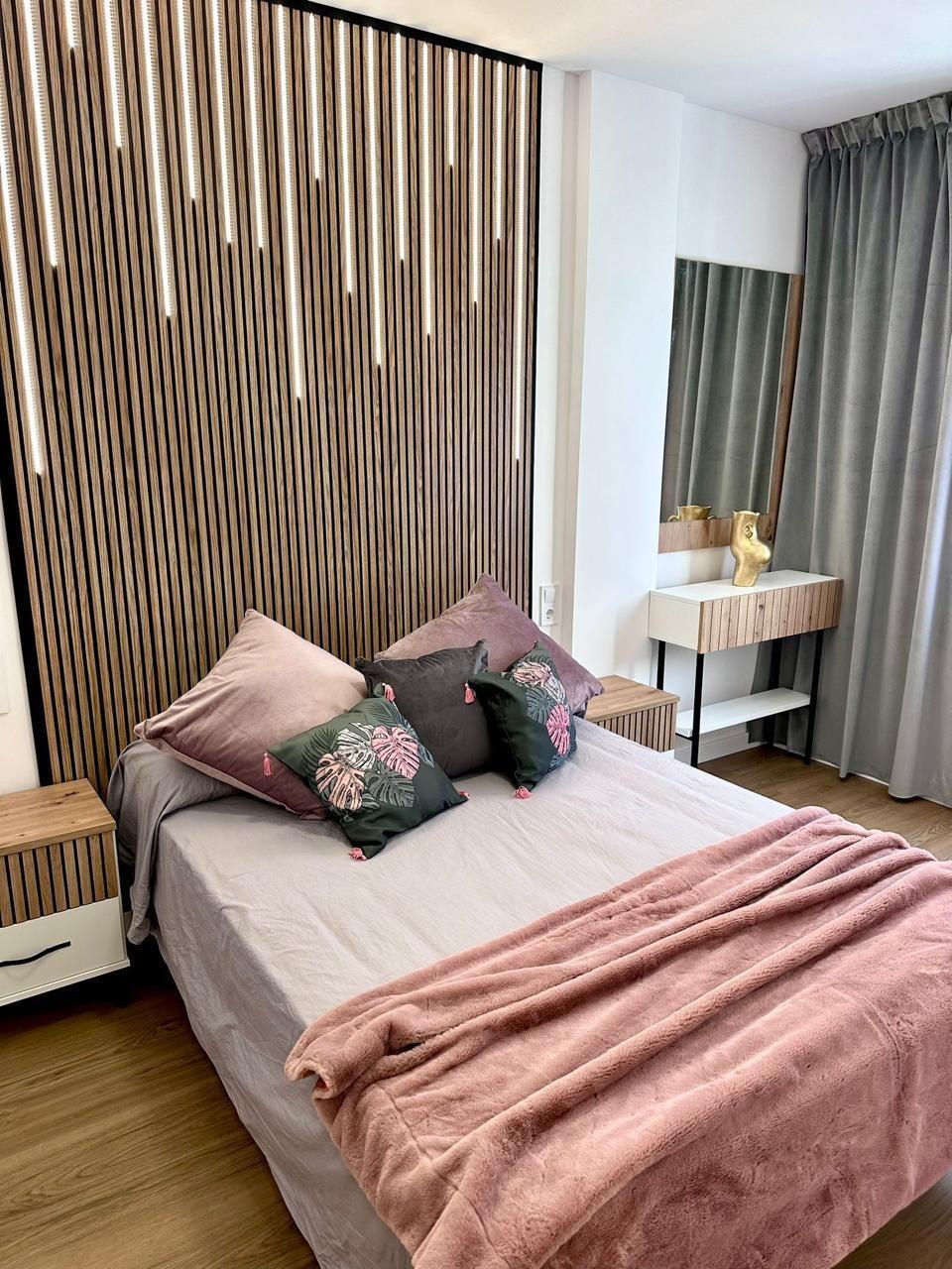 2 Bed, 1 Bath, ApartmentFor Sale, Torrevieja, Alicante