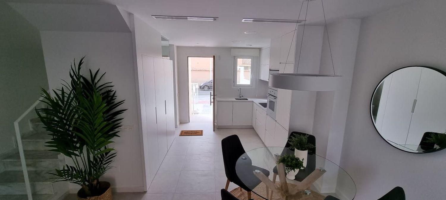 2 Bed, 2 Bath, HouseFor Sale, Torrevieja, Alicante