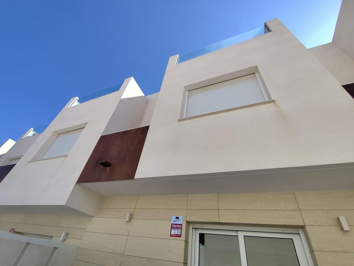 2 Bed, 2 Bath, HouseFor Sale, Torrevieja, Alicante