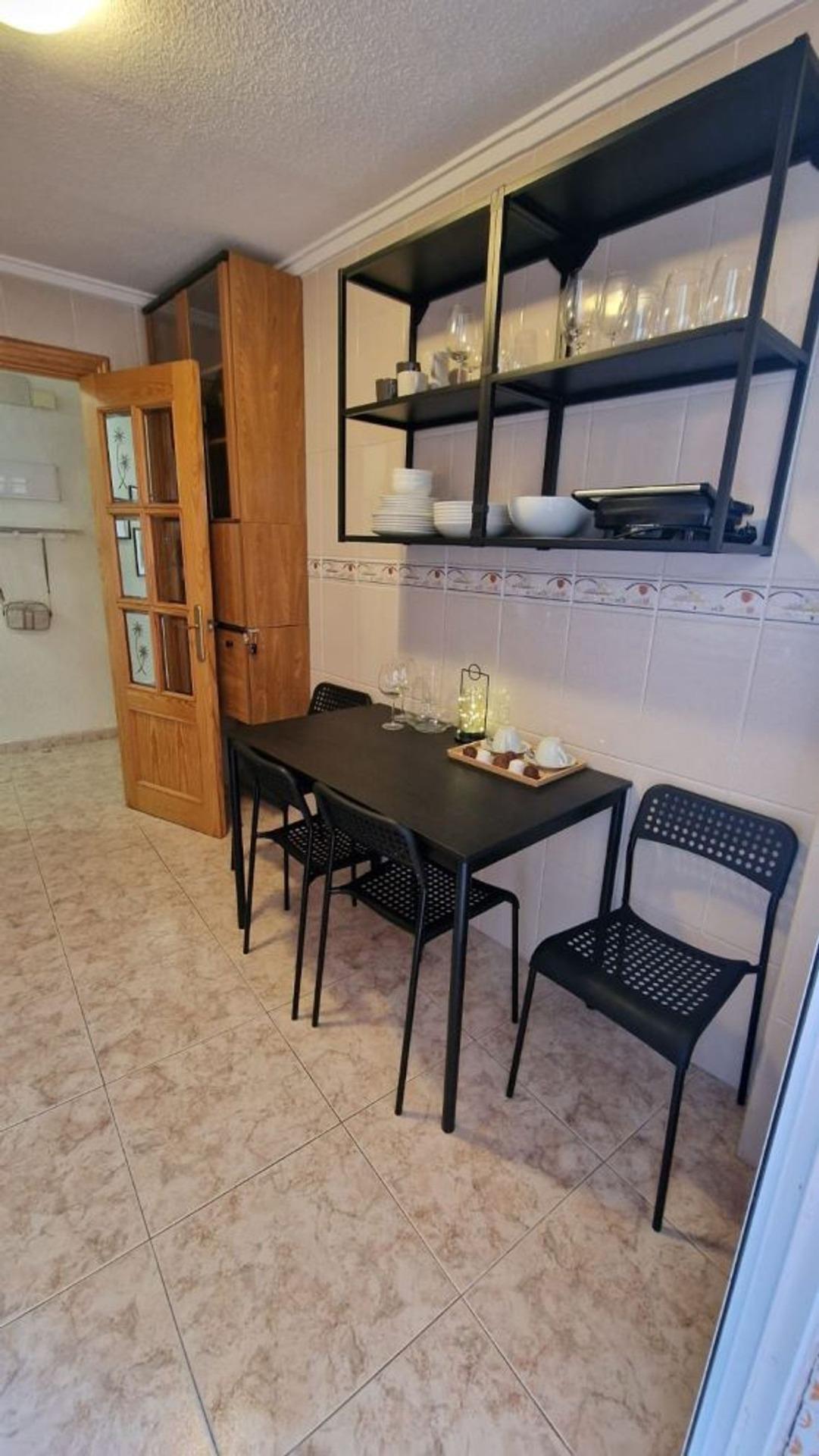 3 Bed, 2 Bath, ApartmentFor Sale, Torrevieja, Alicante