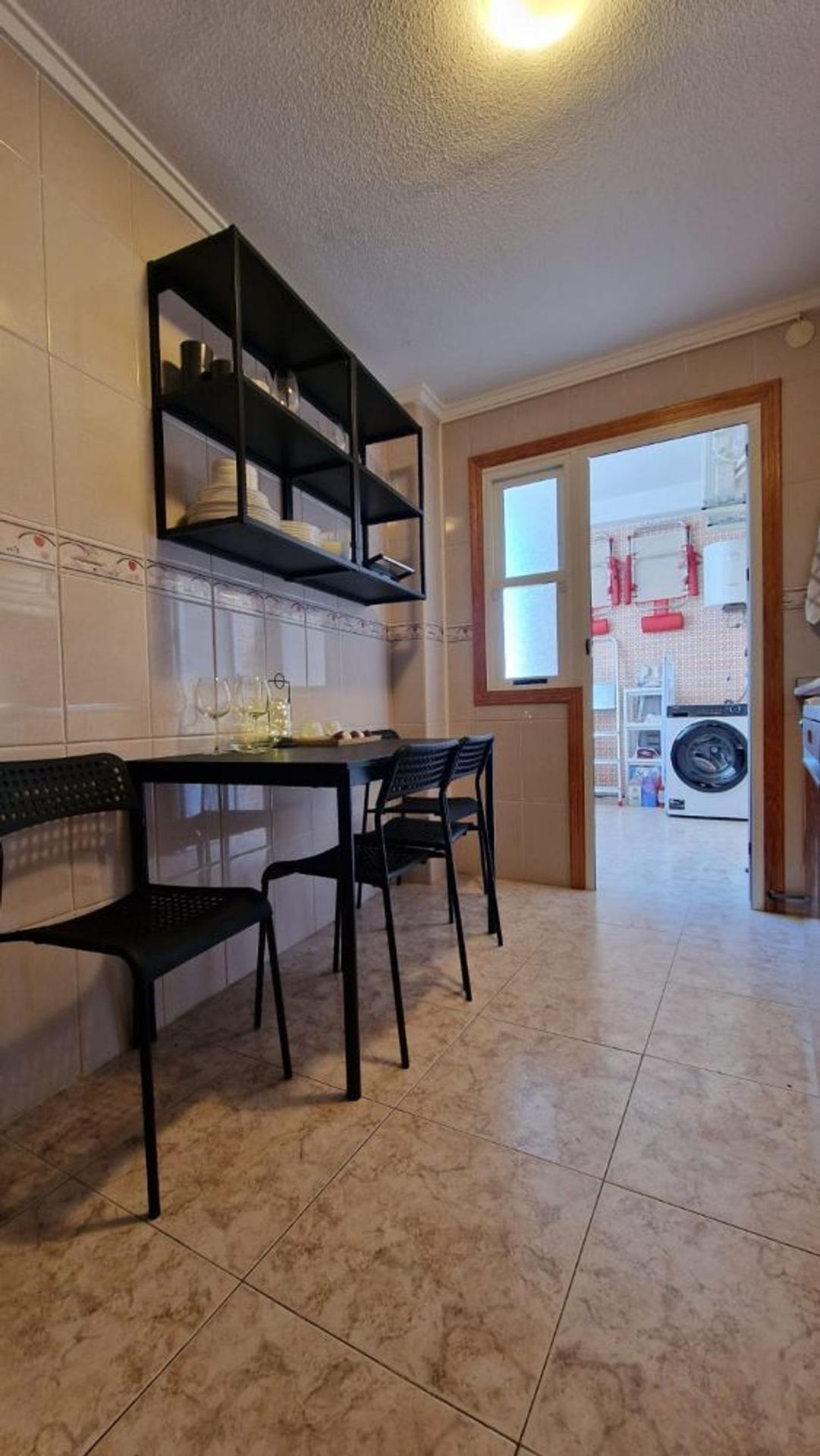 3 Bed, 2 Bath, ApartmentFor Sale, Torrevieja, Alicante