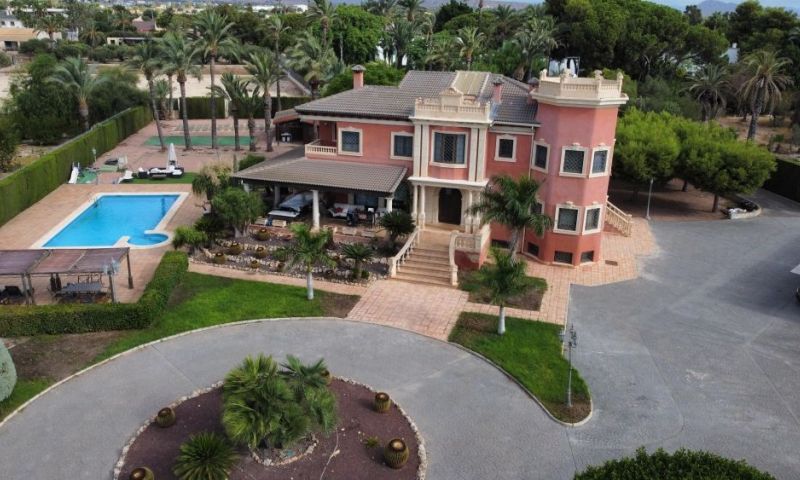 6 Bed, 3 Bath, HouseFor Sale, Elche, Alicante