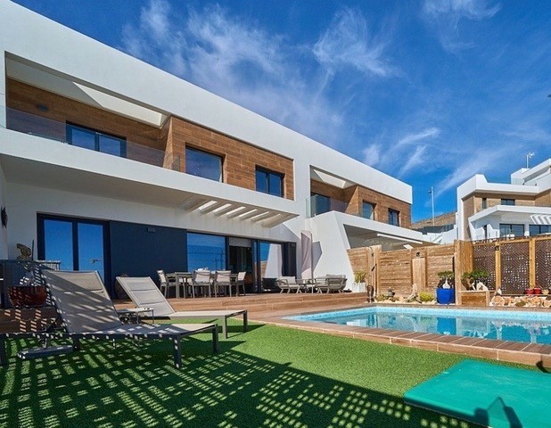 3 Bed, 2 Bath, HouseFor Sale, Finestrat, Alicante 3 Bed, 2 Bath, HouseFor Sale, Finestrat, Alicante