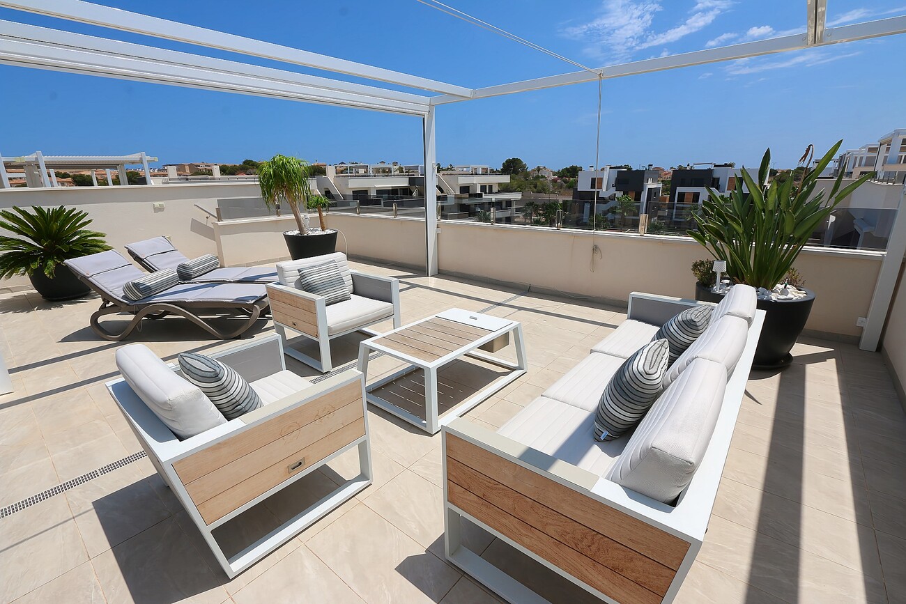 2 Bed, 2 Bath, ApartmentFor Sale, Los Altos, Alicante