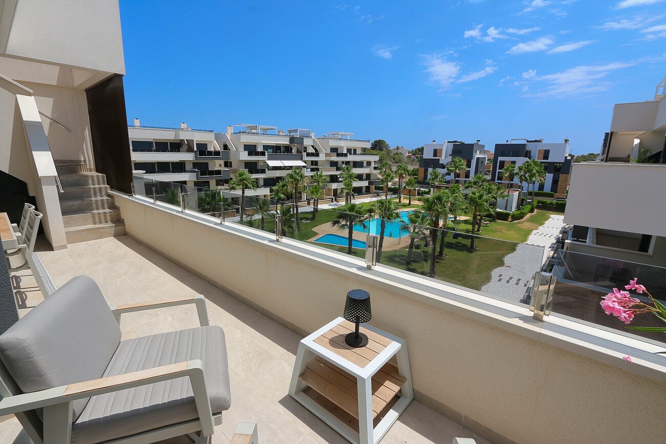2 Bed, 2 Bath, ApartmentFor Sale, Los Altos, Alicante