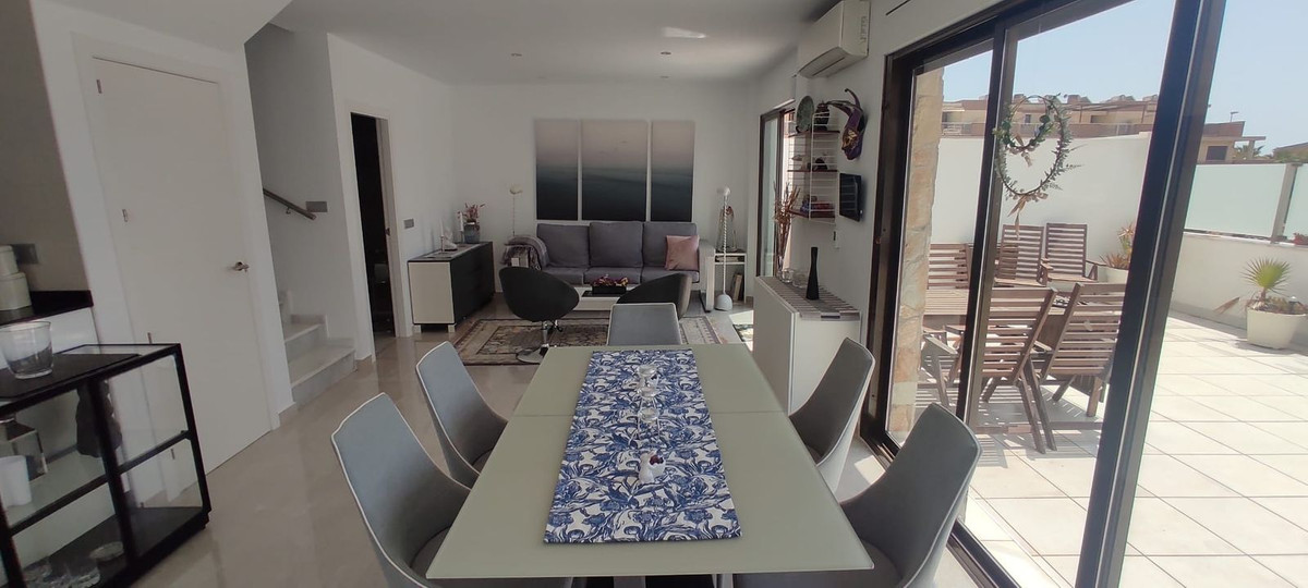 2 Bed, 2 Bath, HouseFor Sale, Orihuela Costa, Alicante