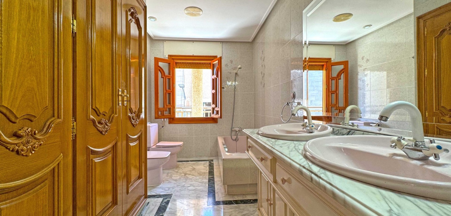 6 Bed, 4 Bath, ApartmentFor Sale, San Pedro Del Pinatar, Murcia