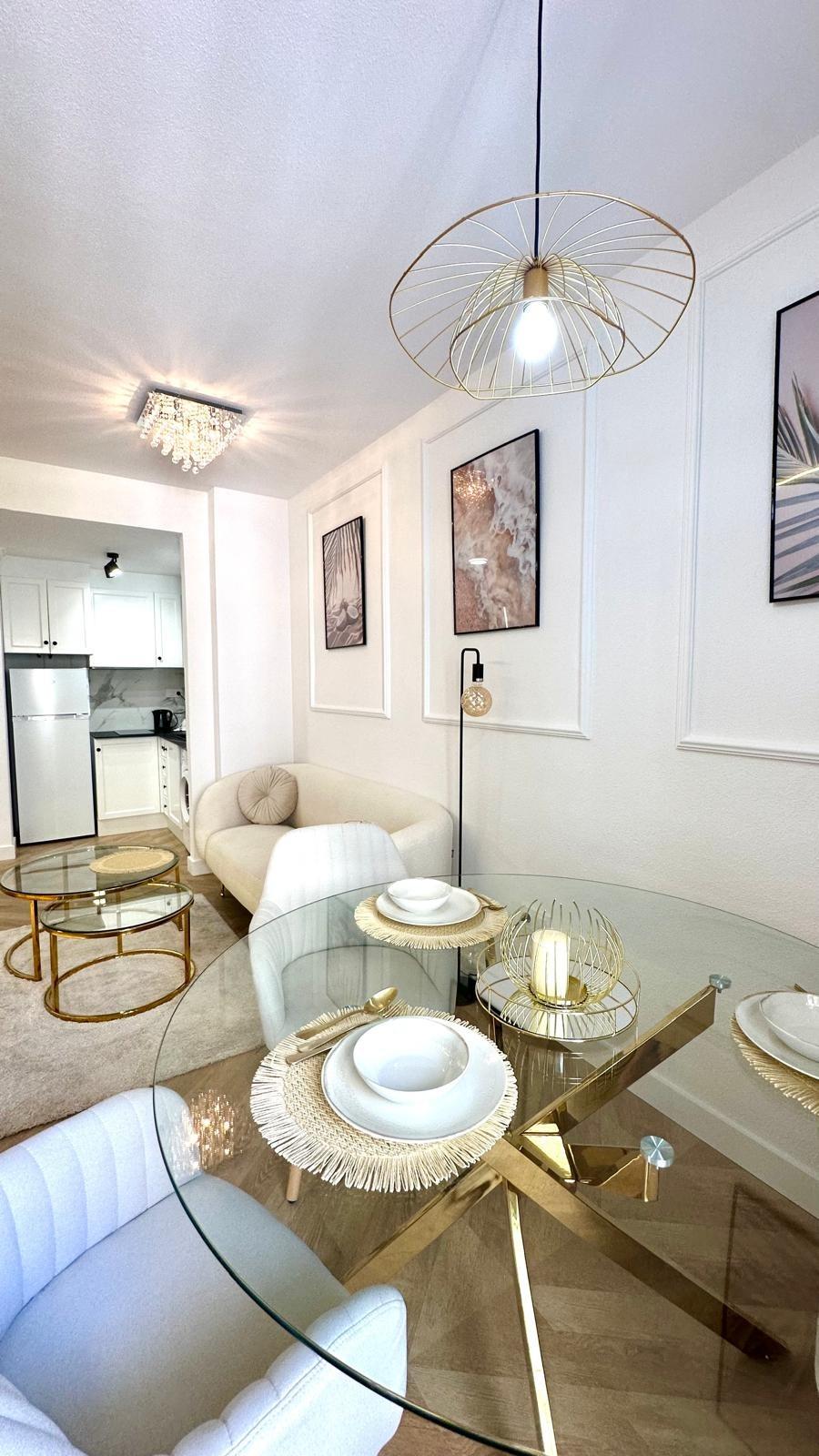 2 Bed, 1 Bath, ApartmentFor Sale, Torrevieja, Alicante