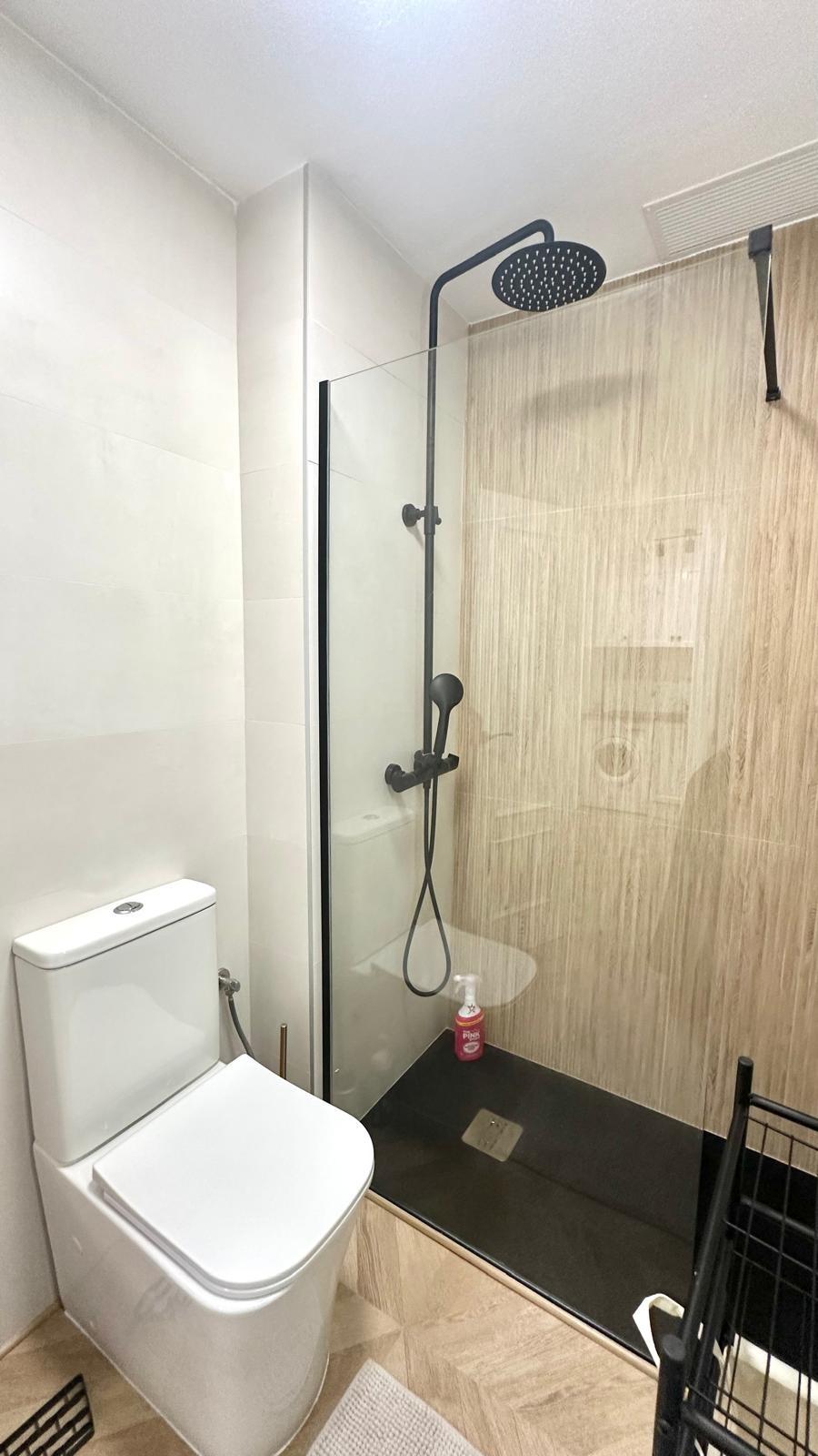 2 Bed, 1 Bath, ApartmentFor Sale, Torrevieja, Alicante