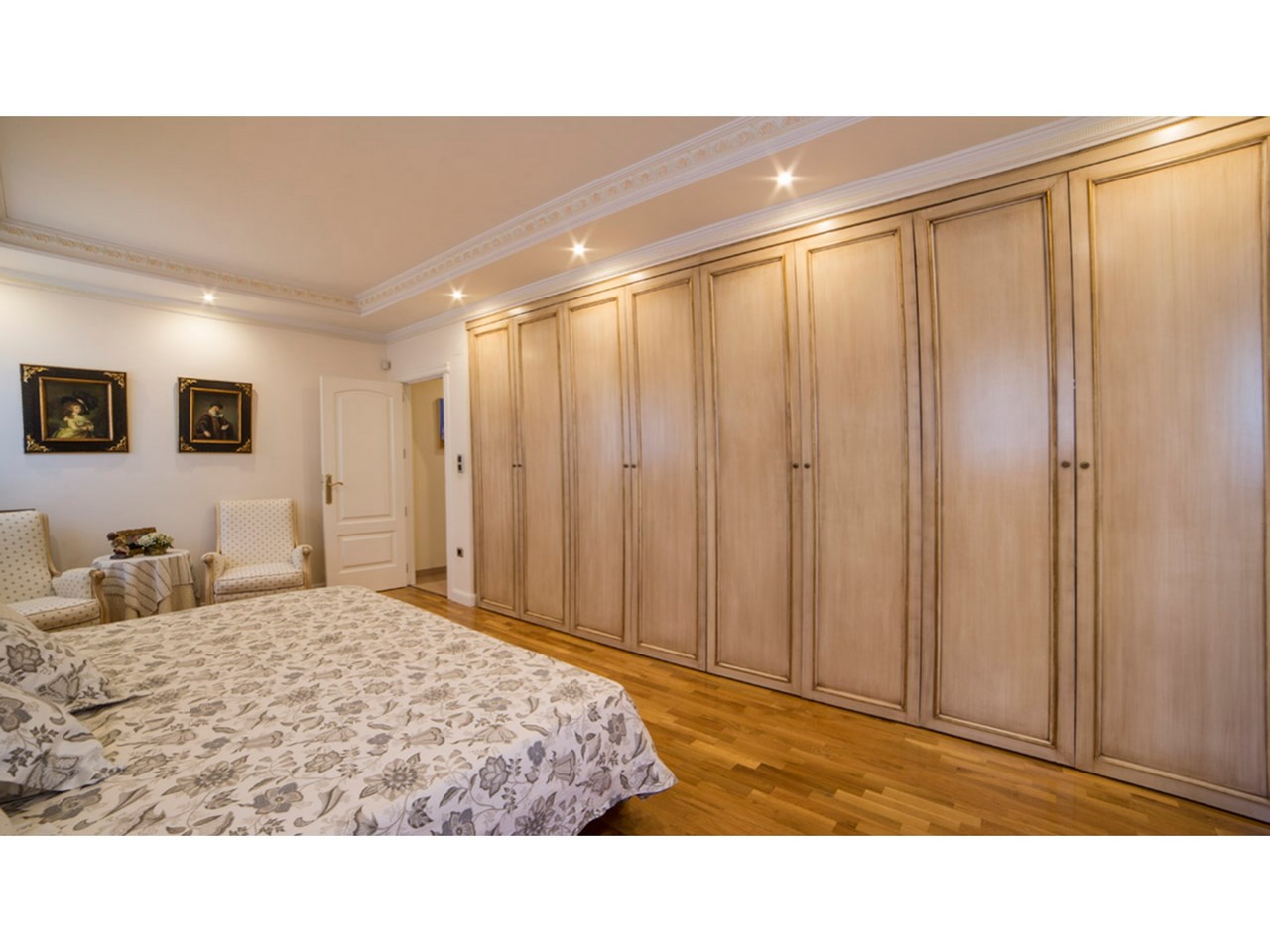 6 Bed, 3 Bath, HouseFor Sale, Yecla, Murcia