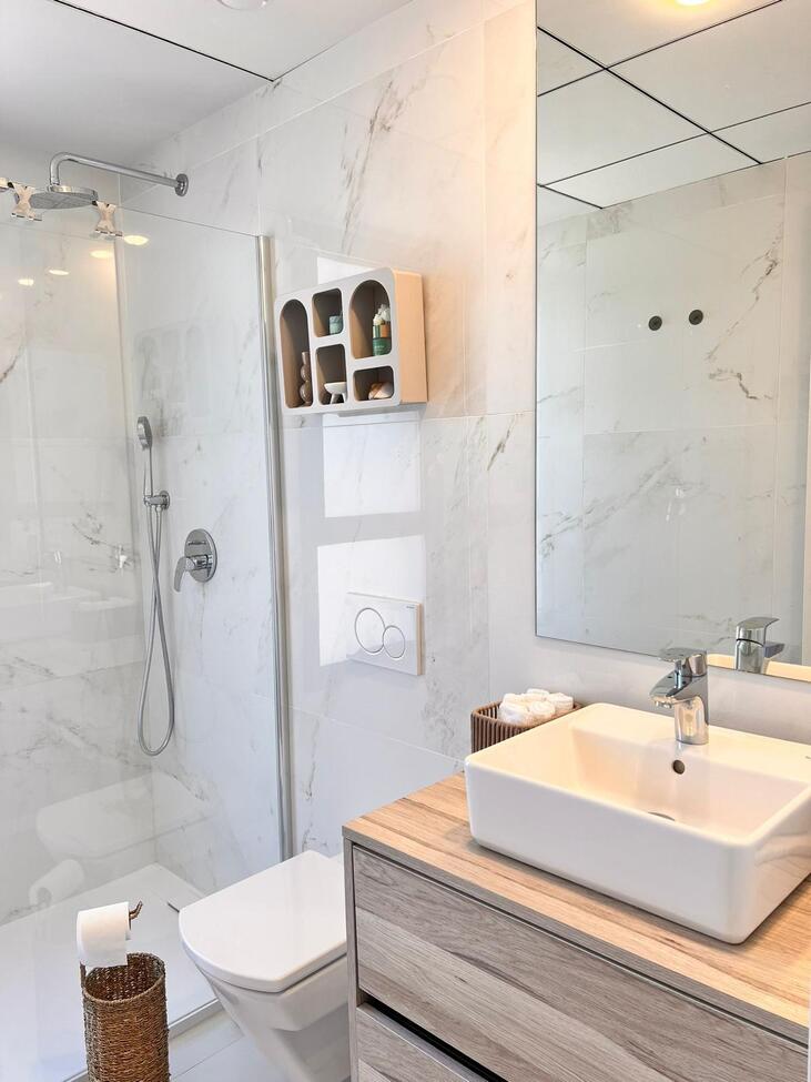 3 Bed, 2 Bath, ApartmentFor Sale, Benidorm, Alicante