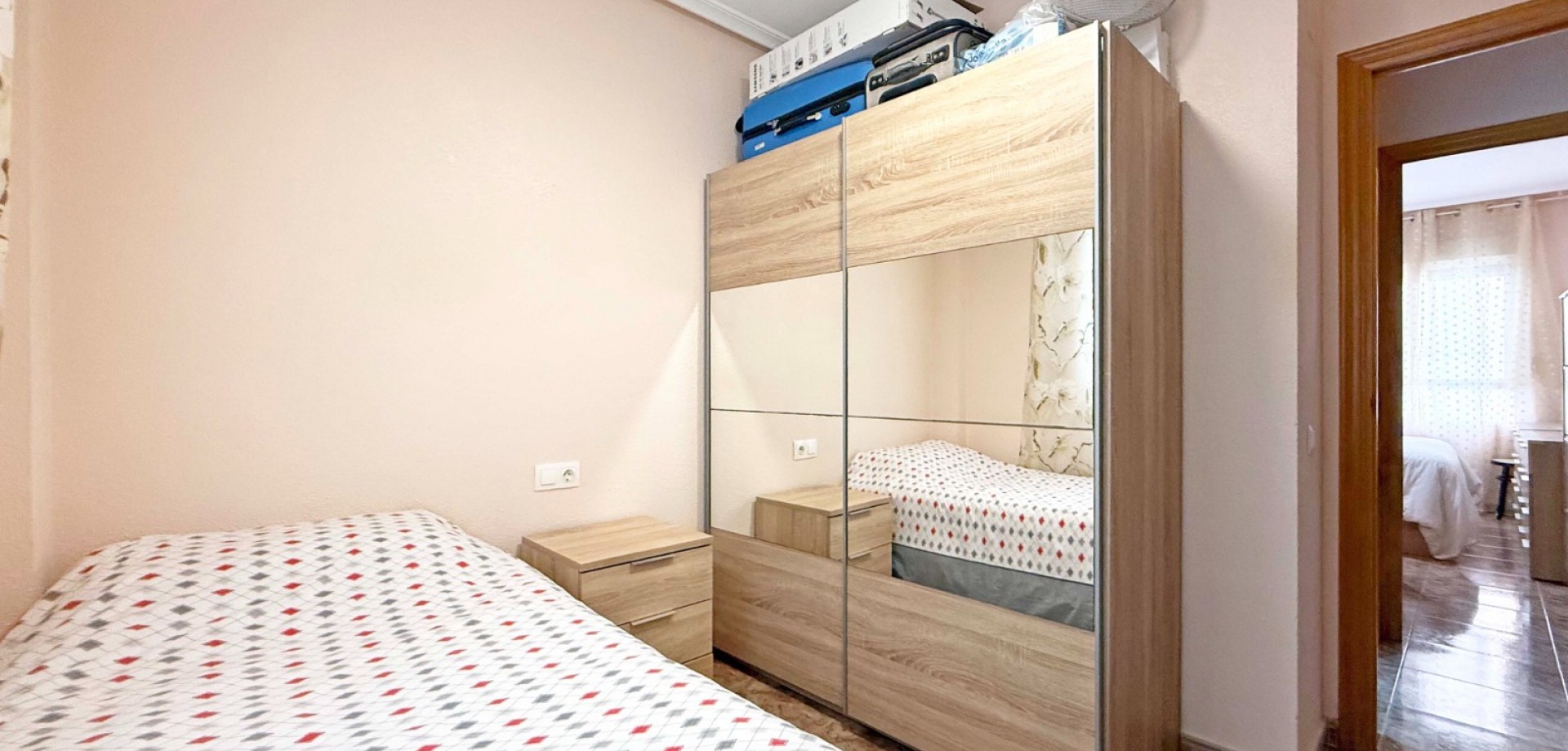 2 Bed, 1 Bath, ApartmentFor Sale, Torrevieja, Alicante