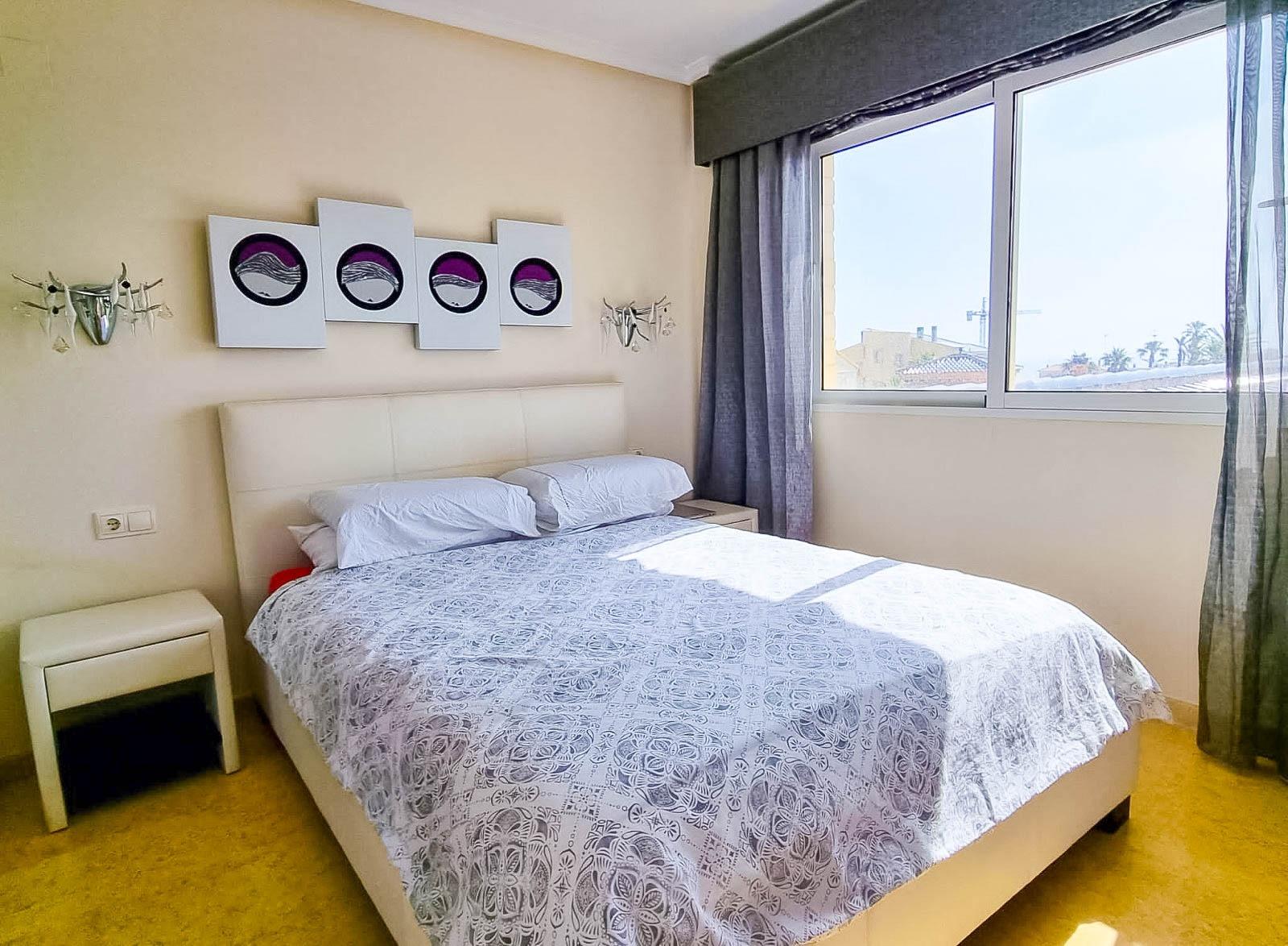 5 Bed, 4 Bath, HouseFor Sale, Torrevieja, Alicante