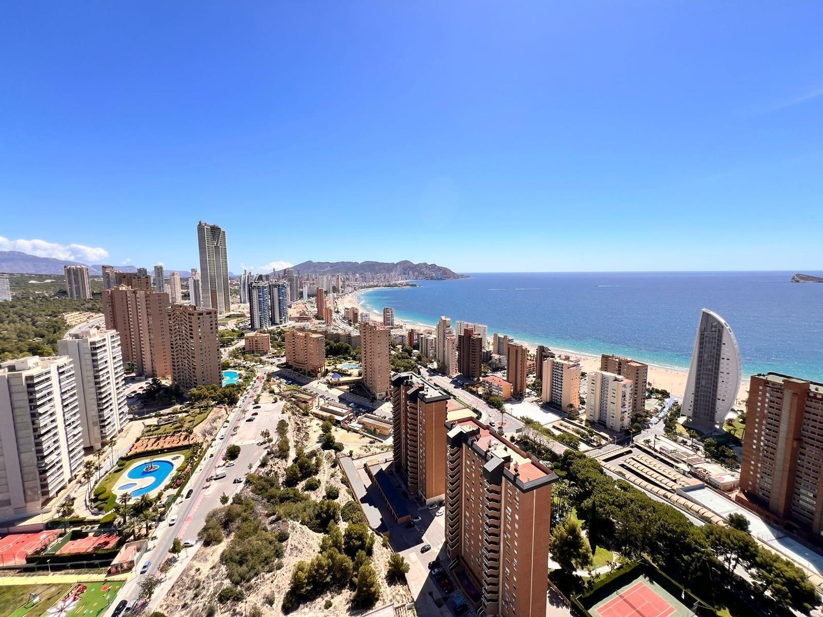 3 Bed, 2 Bath, ApartmentFor Sale, Benidorm, Alicante