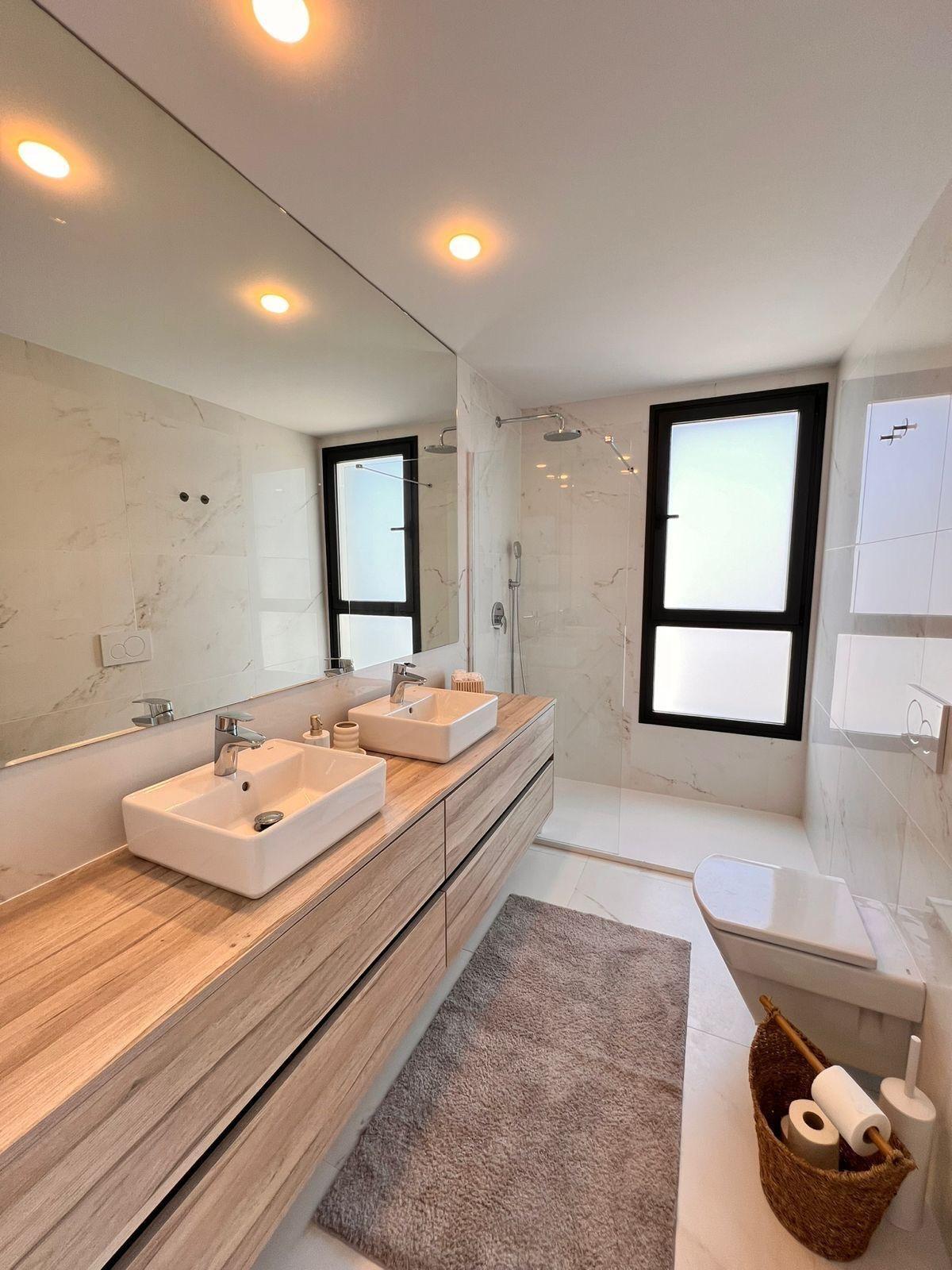 3 Bed, 2 Bath, ApartmentFor Sale, Benidorm, Alicante